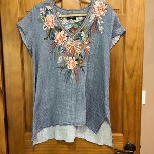 Johnny Was crinkle fabric top